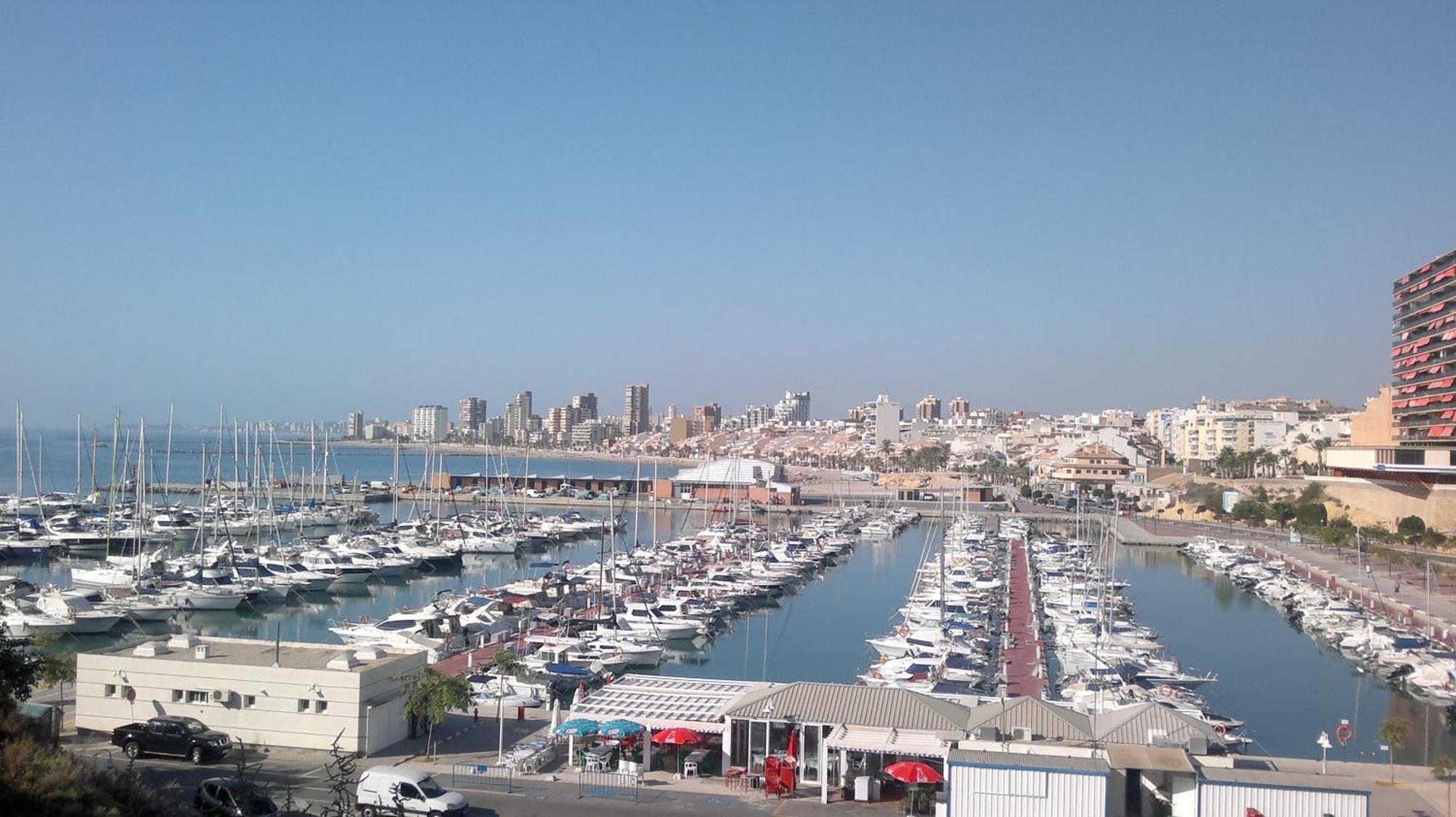 Apartamentos Congo El Campello Buitenkant foto